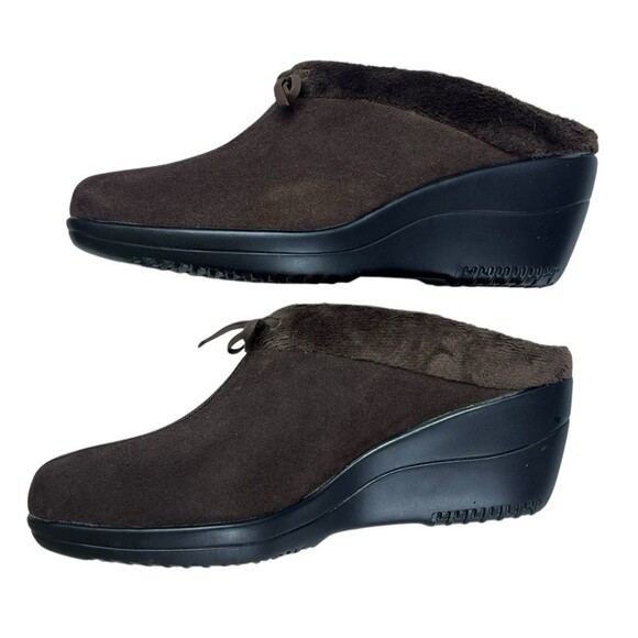 Thom McAn Womens 7.5 Brown Suede Slip On Clogs Shoes - Picture 4 of 11